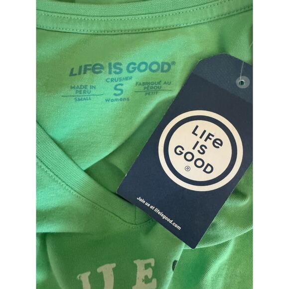NWT Life is Good Crusher T-Shirt Green Rescue Love Repeat Paw Graphic Sz Small - Picture 5 of 6